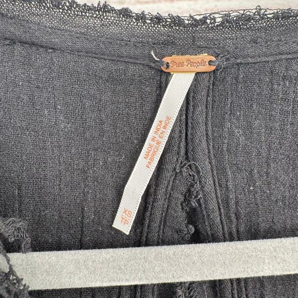 Free People Oversized Boxy Peplum Top Blouse Womens XS Black Rough Hem - Picture 9 of 12